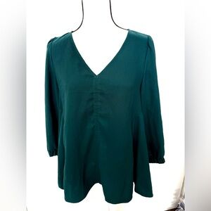 Tuckernuck Deep Green V-Neck A Line 3/4 Sleeve Blouse Size L #2027